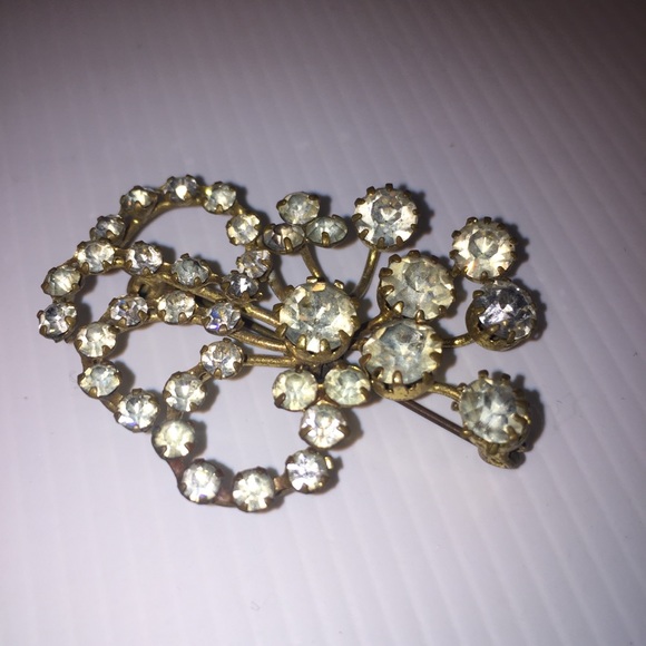 VINTAGE BROOCHES X 3  gold tone circa 1950s - Picture 9 of 14
